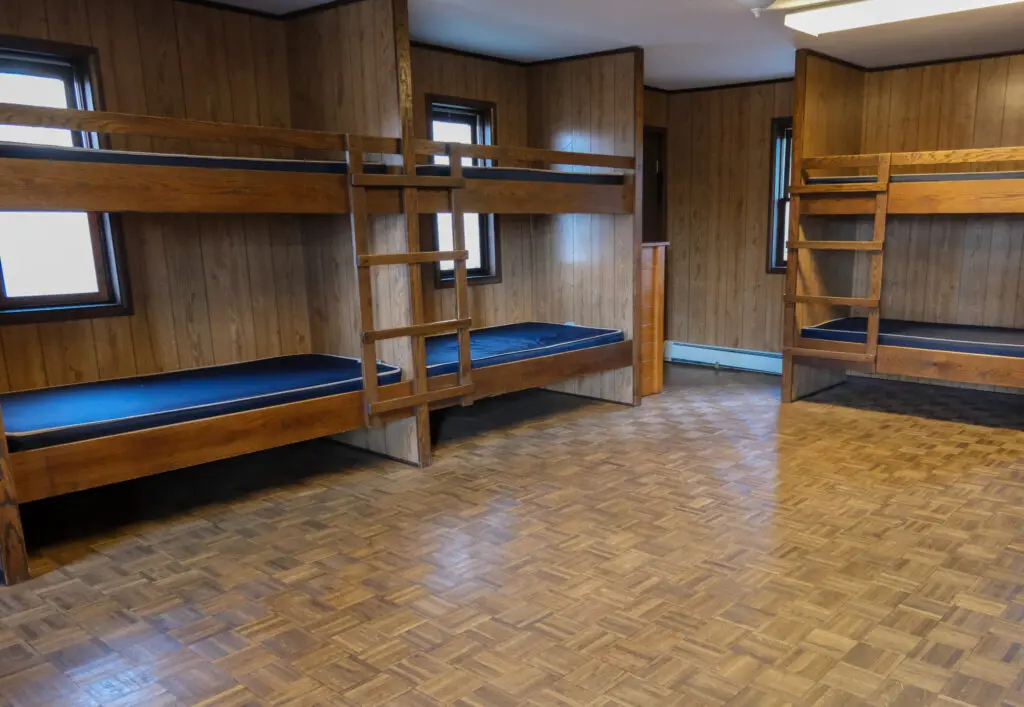 Retreat Lodging 56 Retreat Lodging Bunk Cabin Bunks | Black Rock Retreat
