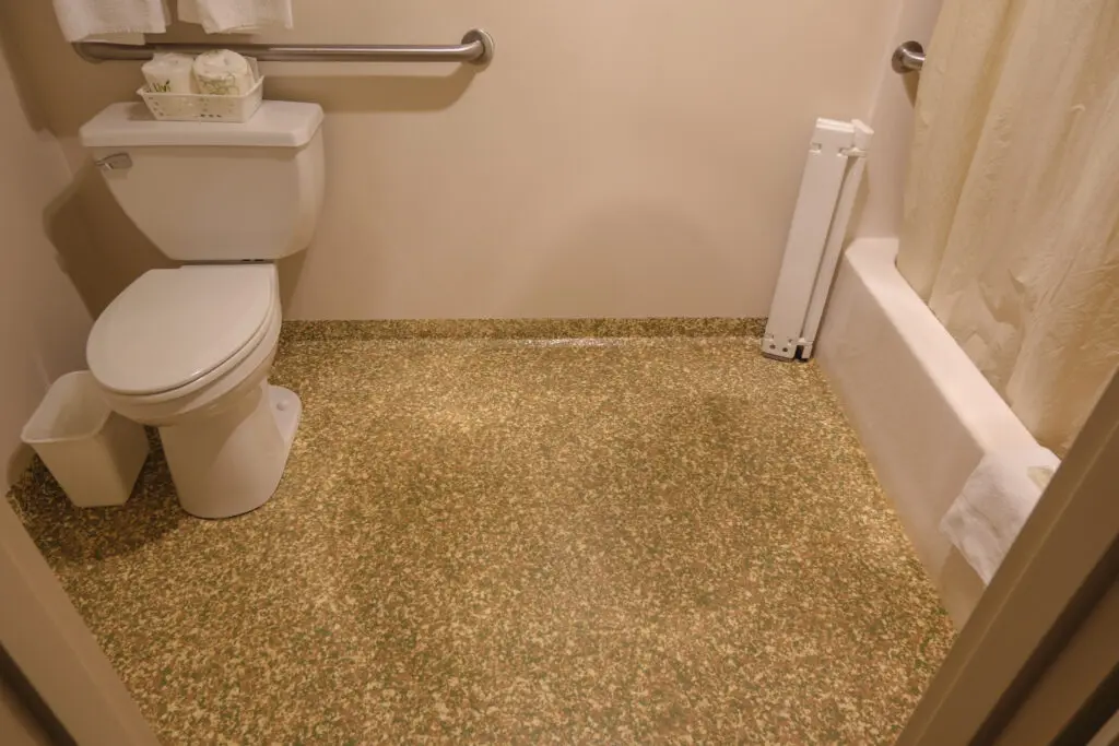 Retreat Lodging 28 Retreat Lodging Dogwood Bathroom 2 | Black Rock Retreat