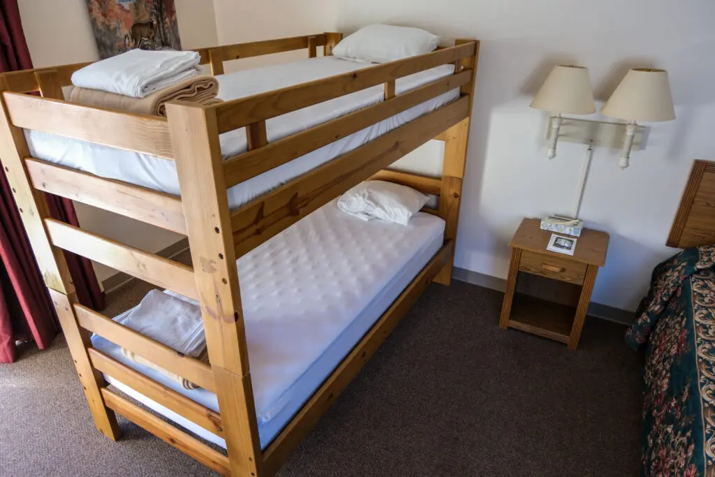 Retreat Lodging 23 Retreat Lodging Dogwood Bunks | Black Rock Retreat