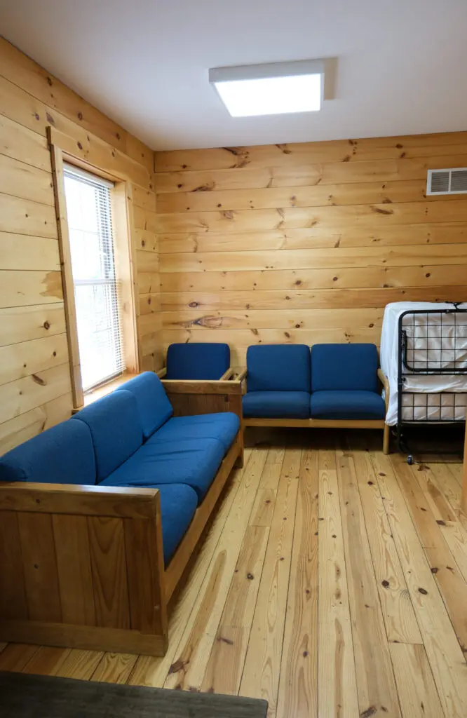 Retreat Lodging 37 Retreat Lodging Large Bunk Cabin Seating Area | Black Rock Retreat