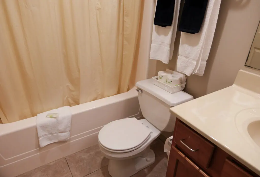 Retreat Lodging 20 Retreat Lodging Wpw Bathroom 1 | Black Rock Retreat